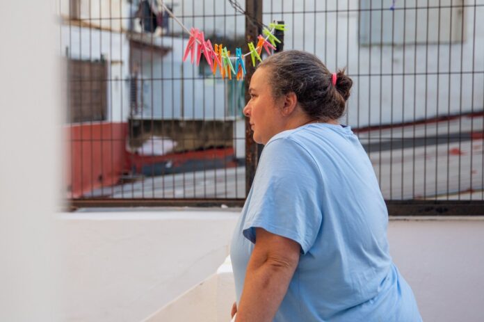 El trauma de la dana un año después: más del 30% de niños afectados siente miedo ante la lluvia, según Save the Children