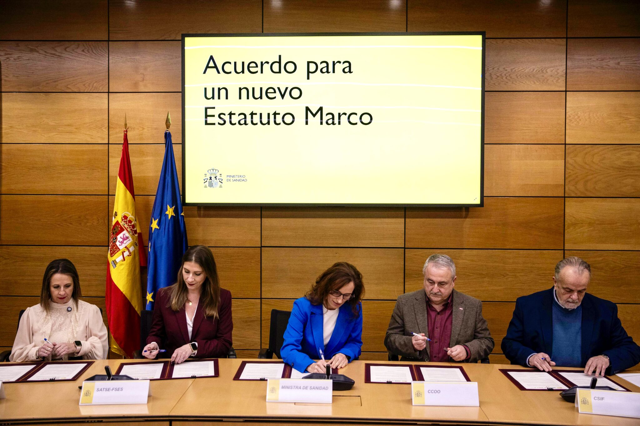 El Ministerio de Sanidad y los sindicatos alcanzan un acuerdo para un ...